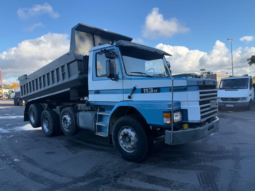 Ventre de camion de marques Scania T113 360